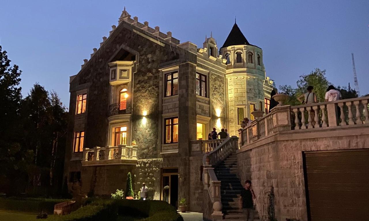 X Hotel Jereván Kültér fotó